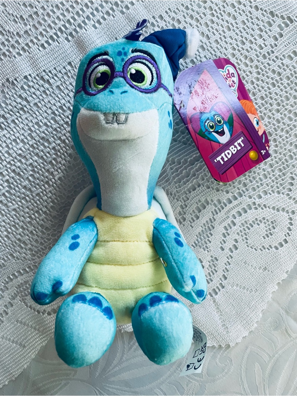 VIDA Tidbit Plush Tag - Purple, Pink & Blue Artwork